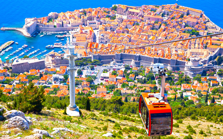 Cable way in Dubrovnik 