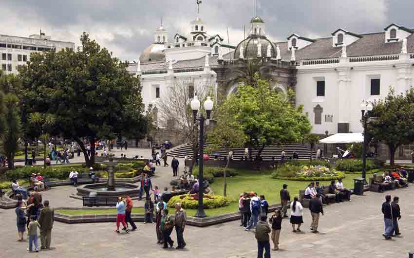 Centre Square Plaza Grande, Quito