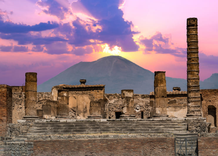 TUE | ROME | POMPEII | NAPLES